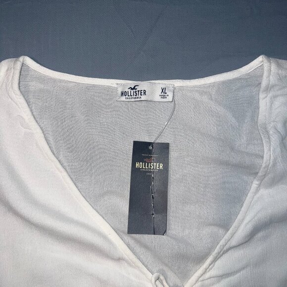 NWT Hollister White Long Sleeve V-Neck Tie Front Shirt - Picture 5 of 9